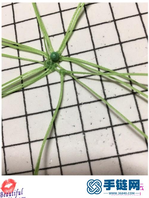 蠟線(xiàn)繩編帶珠漸變小蓮花的詳細(xì)編織教程