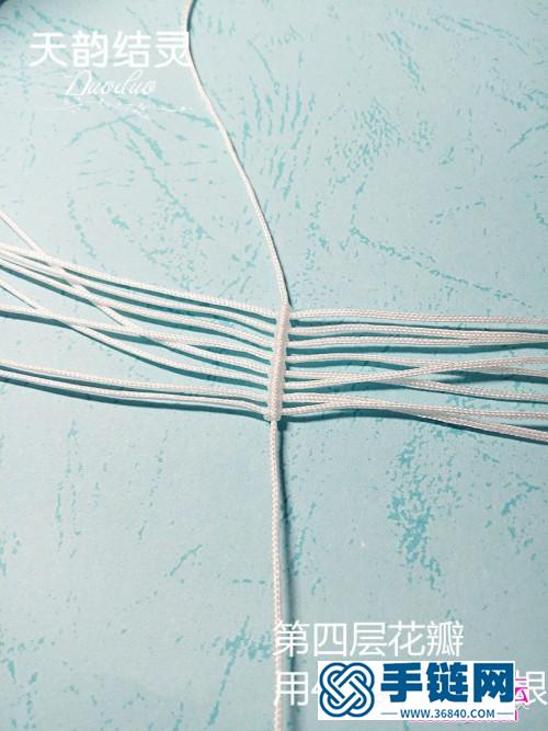 中國結(jié)編織蓮花車掛方法圖解