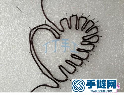 中國(guó)結(jié)編織的愛(ài)心掛飾教程