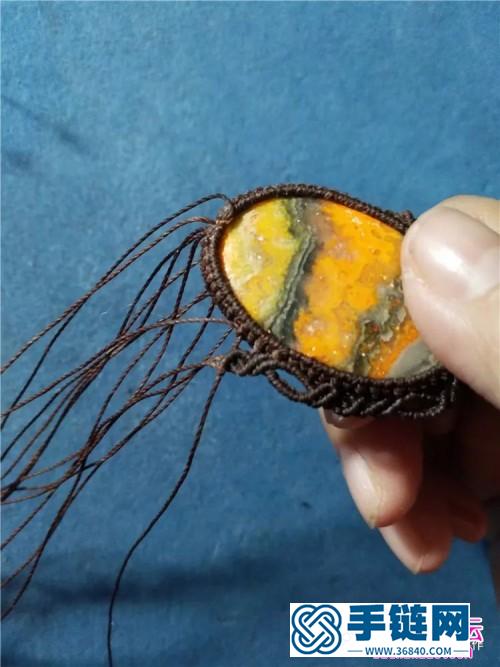 繩編微芯蠟線花紋扁石項鏈吊墜的詳細(xì)編制教程