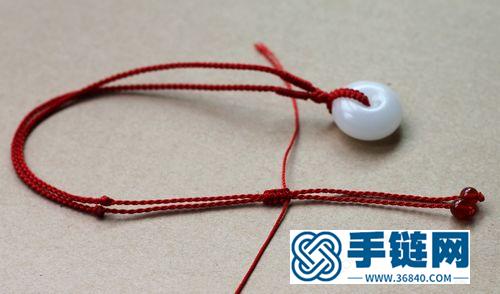 平安扣編條紅繩項鏈的制作方法