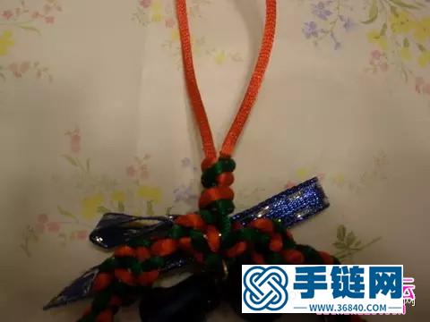 中國(guó)結(jié)制作的圣誕花環(huán)和拐棍糖手機(jī)鏈教程
