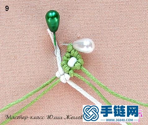 繩和串珠編綠色和白色耳環的方法
