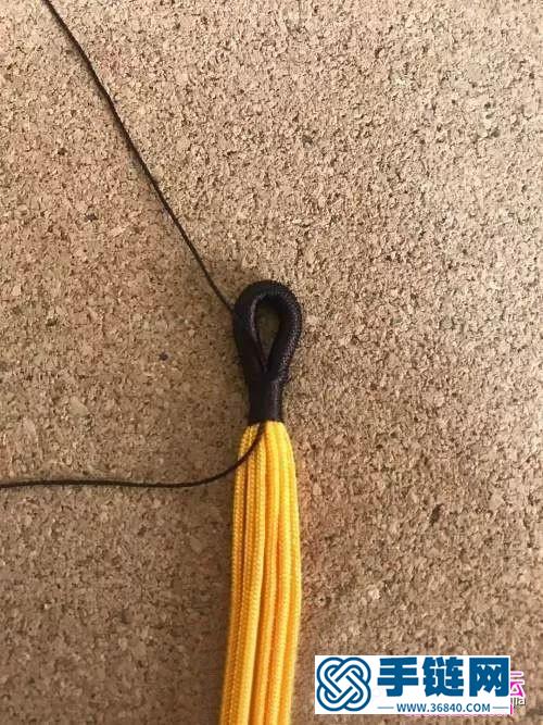 繩編柱形花朵掛飾的詳細編制圖解