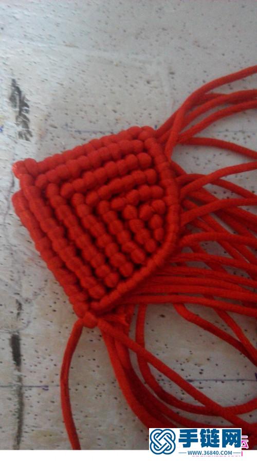 中國結鯉魚擺件掛件的制作方法