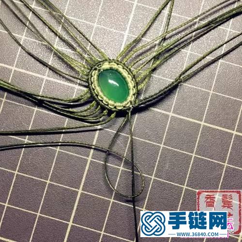 立體水晶柱包瑪瑙戒面項鏈吊墜的詳細編制教程