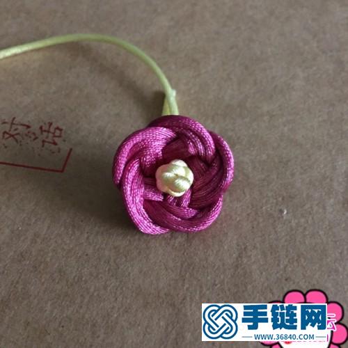 簡單小花胸針的制作方法
