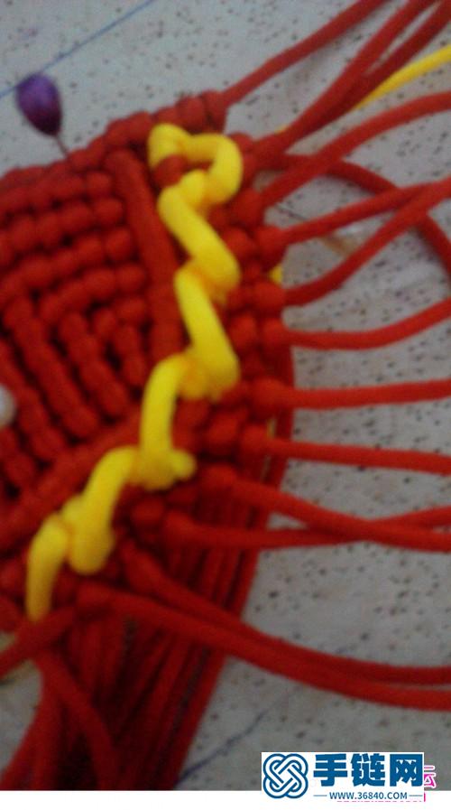 中國結鯉魚擺件掛件的制作方法