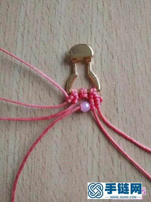 斜卷結串珠手鏈的制作方法