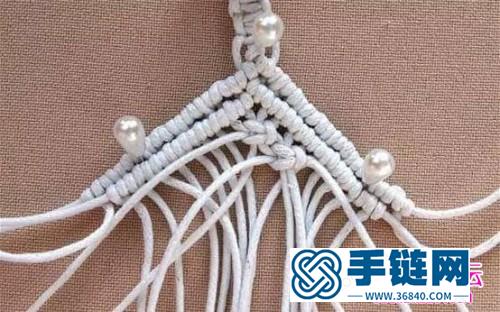 中國結編織鏤空蕾絲鉆石菱形掛件圖解