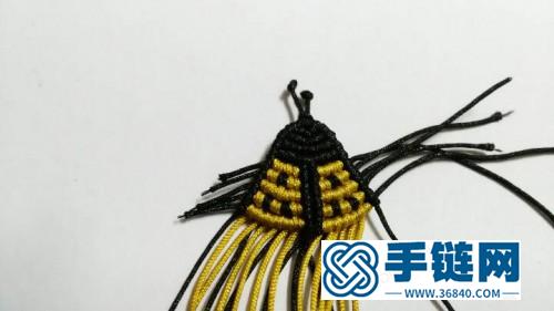 中國結編織的紅瓢蟲黃瓢蟲圖片，有編法圖解