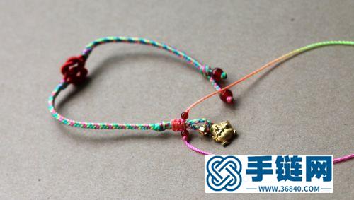 黃金吊墜彩色腳繩（手鏈）的編織教程