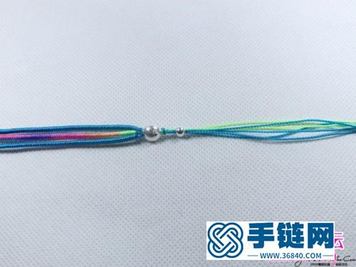 925銀小胖魚七彩手繩的制作方法圖解