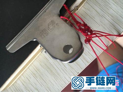 中國結編織串珠四股手繩的方法