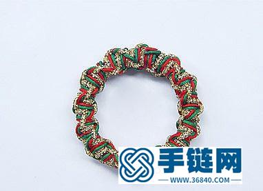 中國結編織制作的圣誕胸針圖解