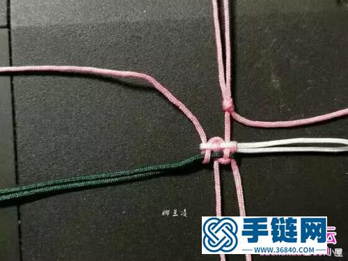 用繩編櫻花書簽的方法