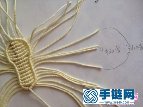 斜卷結小拖鞋掛飾的編織制作