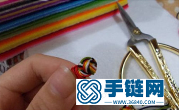 五彩繩手鏈的編法步驟圖
