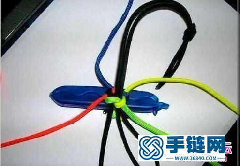 彩繩鑰匙扣的編法教程