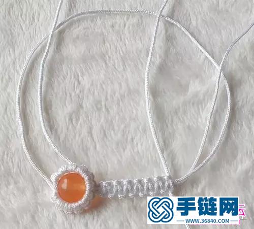 可愛(ài)的雀頭結(jié)戒指的編法教程