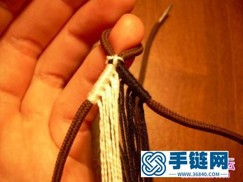 繩編“雙蛇”手鏈步驟圖片