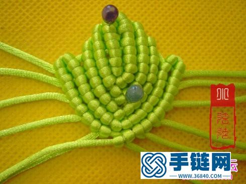 中國結(jié)葡萄掛飾的編法教程