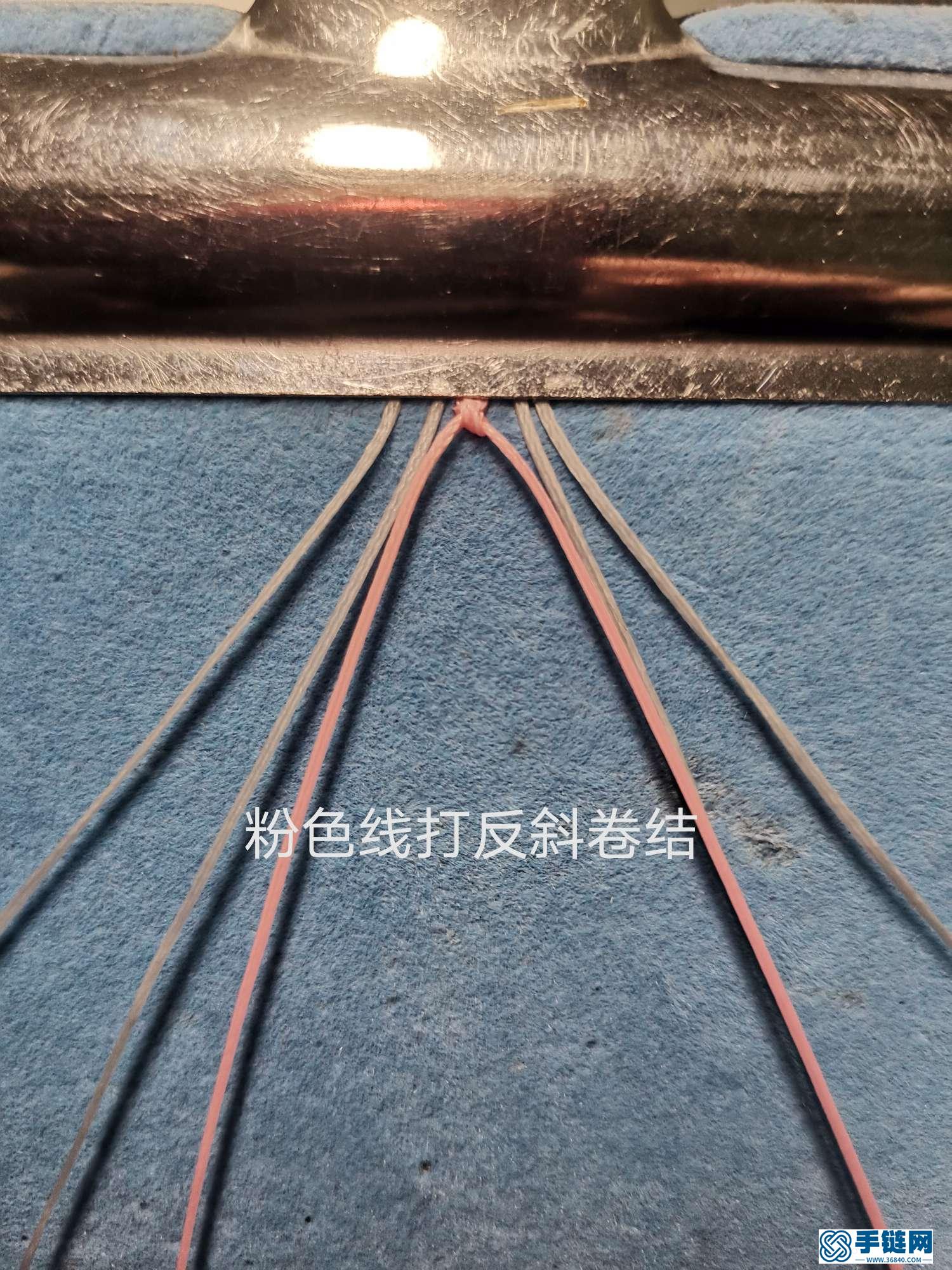 自己動(dòng)手編一條精致的玫瑰花手鏈