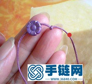 編結(jié)一款柔美紫色小花手鏈！