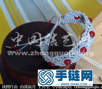 一款典雅縷花瑪瑙手鏈教程