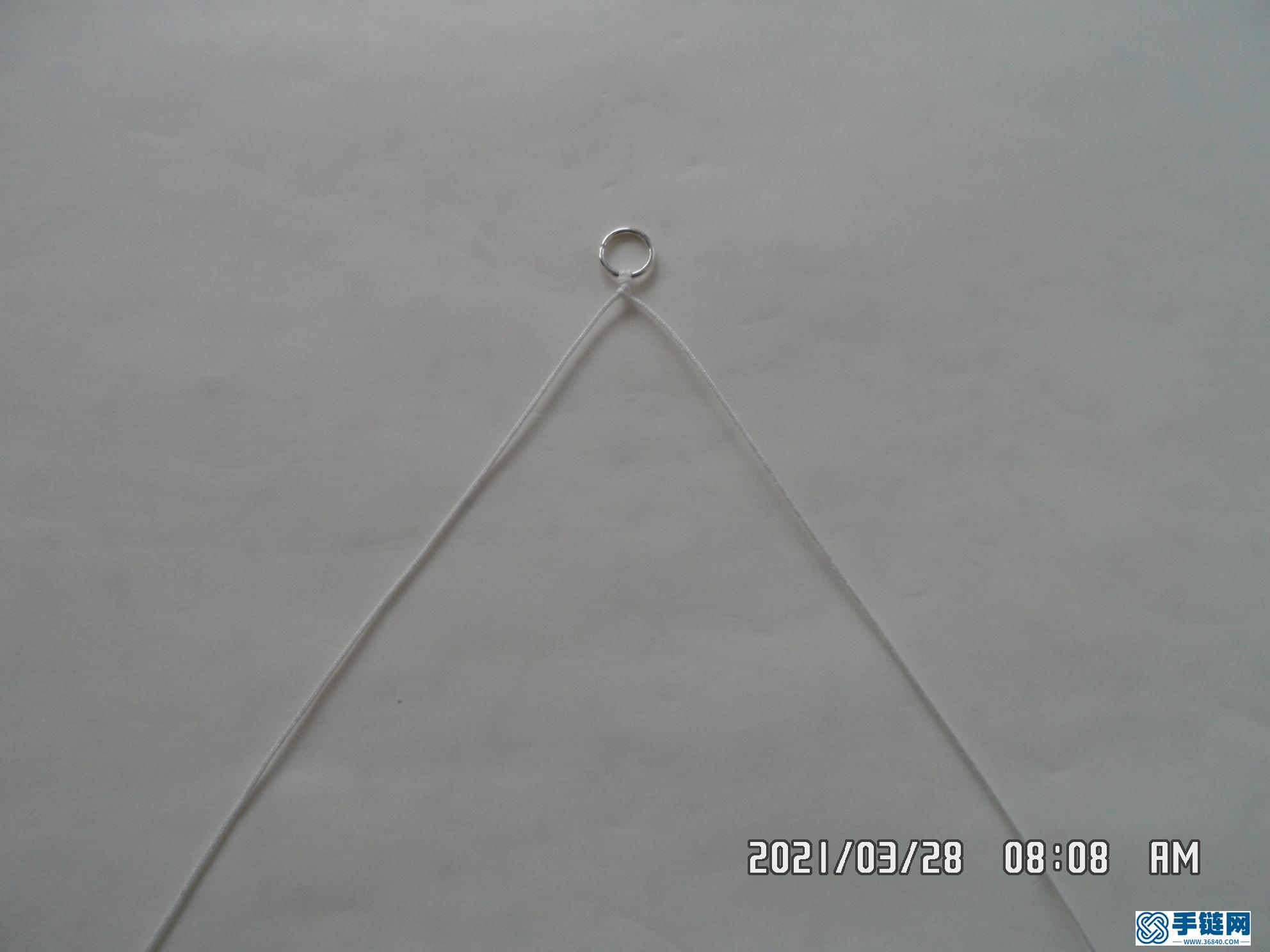 一款簡(jiǎn)單漂亮的多彩耳墜編法
