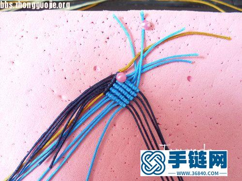 帶點民族味的耳環