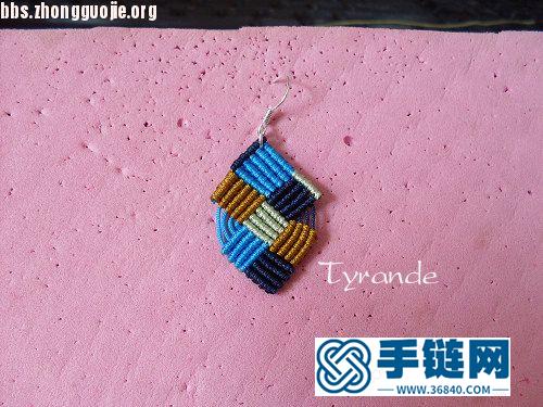 帶點民族味的耳環