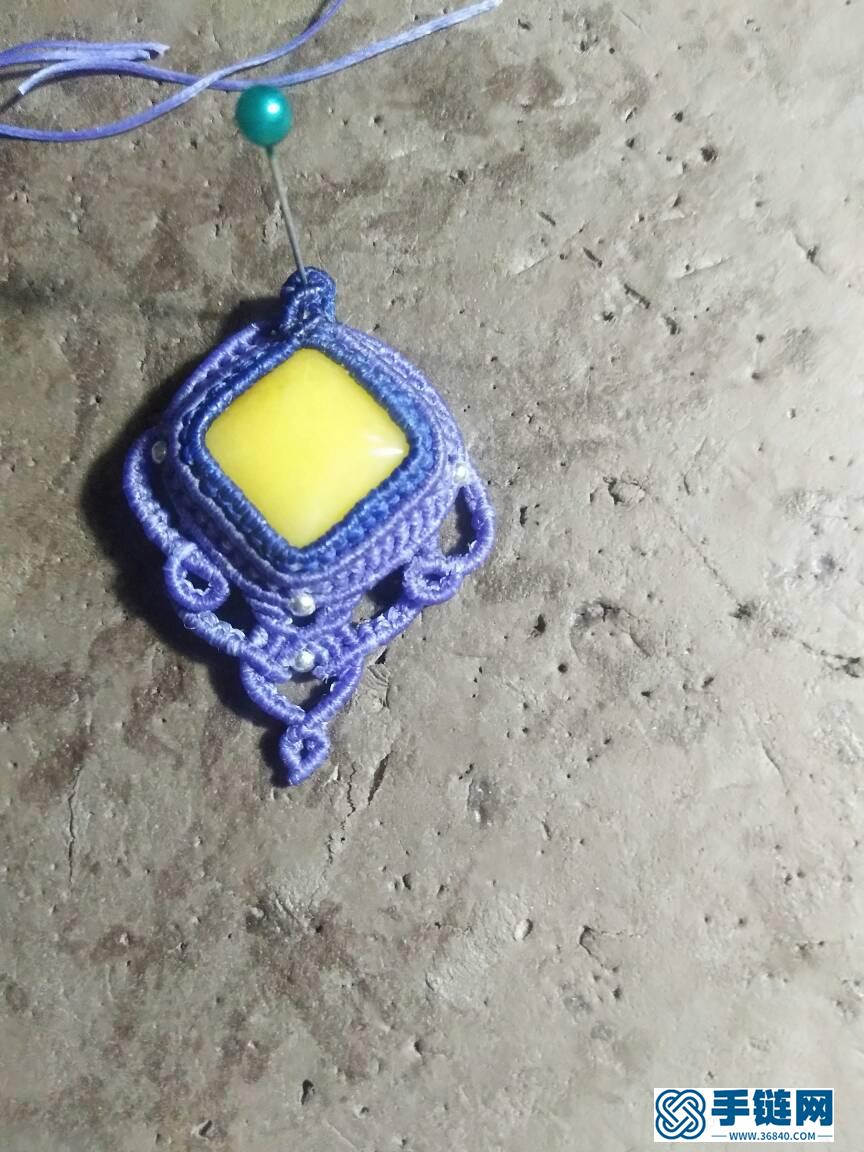 仿外網(wǎng)包石項(xiàng)鏈墜