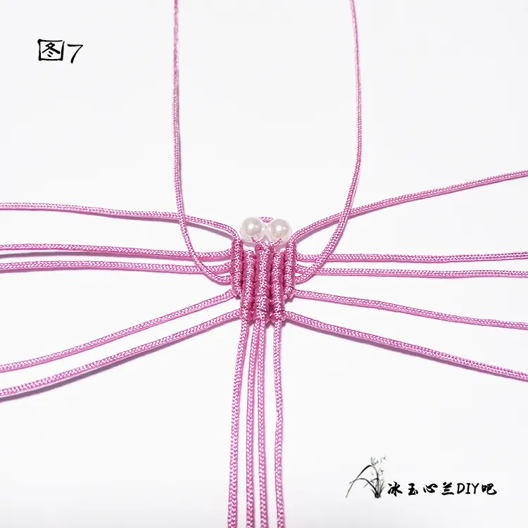蝴蝶結(jié)項鏈編織教程，簡單編項鏈繩子的方法圖解