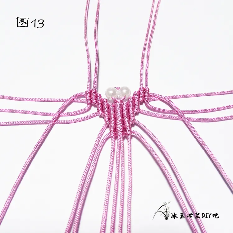 蝴蝶結(jié)項鏈編織教程，簡單編項鏈繩子的方法圖解