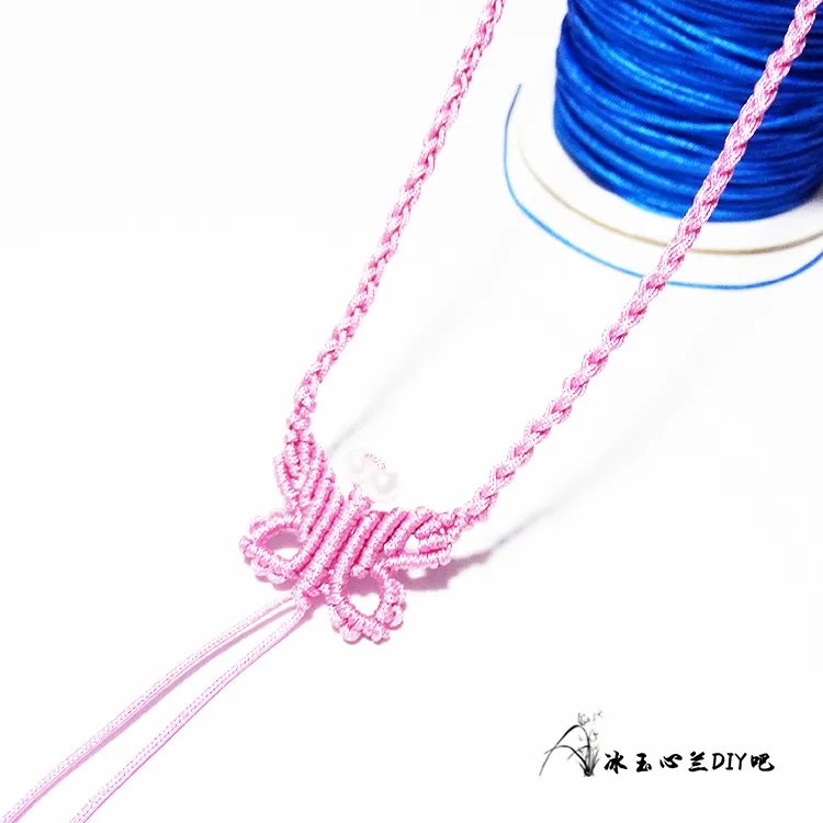 蝴蝶結(jié)項鏈編織教程，簡單編項鏈繩子的方法圖解