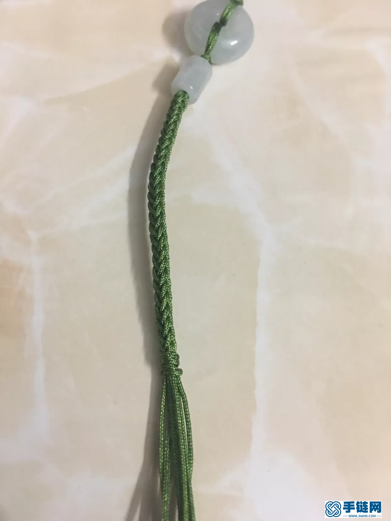 八股辮手繩編法圖解，平安扣手鏈做法步驟