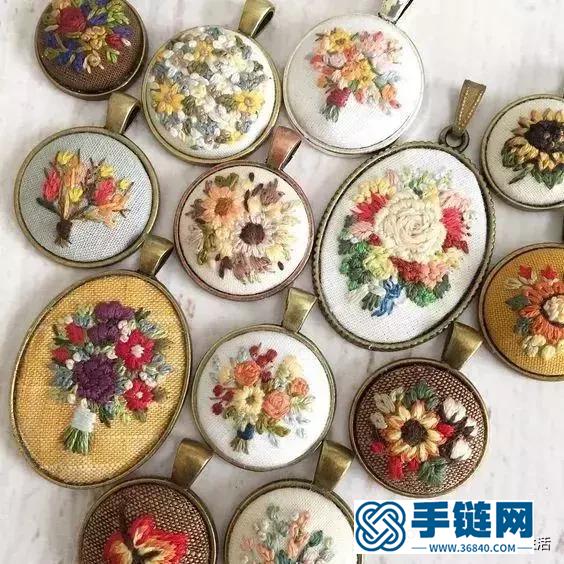 一段線，一小塊布就能做一個(gè)獨(dú)一無(wú)二的吊墜了，附教程