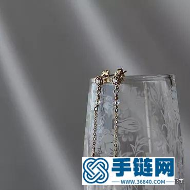施華洛世奇水晶和珠子打造閃亮彈簧吊墜手鏈，附制作圖解教程