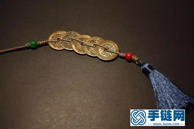 最親民的平安扣，做掛墜應(yīng)該如何搭配？不同用途有不同講究