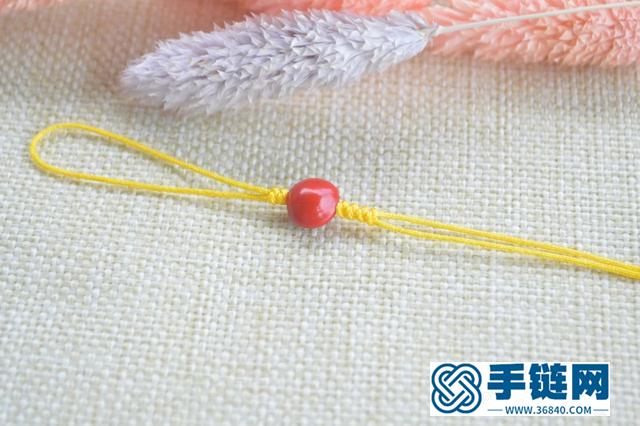 珠子手機鏈編法圖解，手編手機鏈連接教程