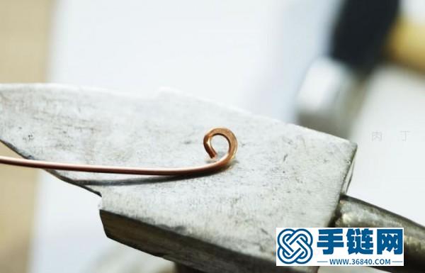 簡單小鳥毛衣鏈吊墜繞線首飾DIY教程，特別適合這個季節