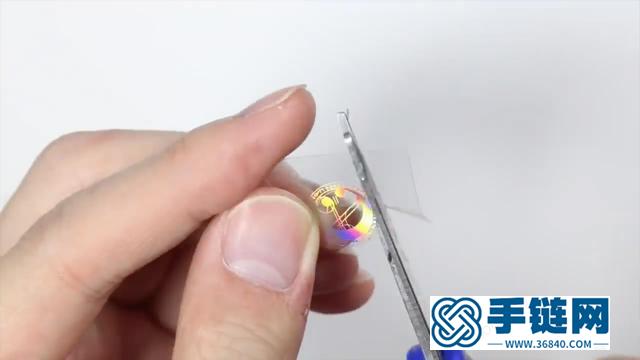 手工制作多種漂亮的圓形吊墜，方法很簡單，朋友們見了都說好看