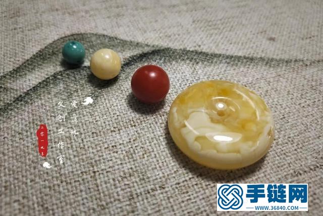 最親民的平安扣，做掛墜應(yīng)該如何搭配？不同用途有不同講究