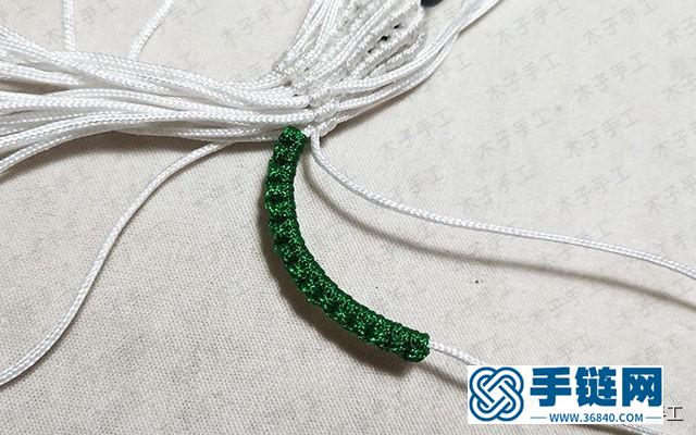 迷你白菜手機掛件的編法圖解