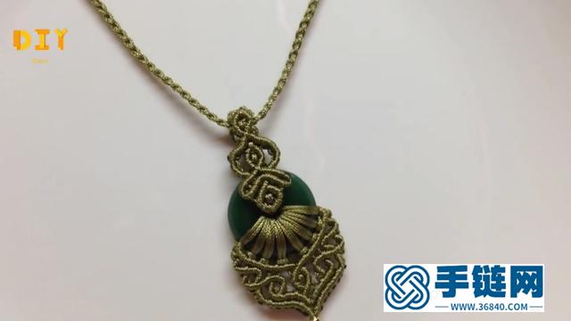 項鏈吊墜的編法 脖子掛繩編寶石項鏈吊墜，步驟（2）