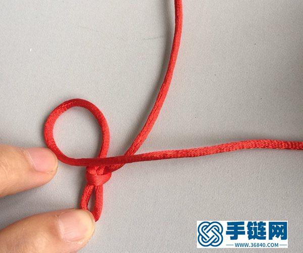 紅繩心形手鏈，非常簡單，只用了2種結(jié)法，就可以編出！附教程