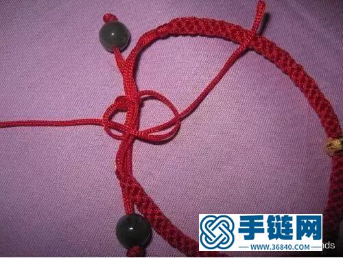5種轉(zhuǎn)運(yùn)珠手繩編法——你也能編織《繼承者們》李敏鎬的手繩