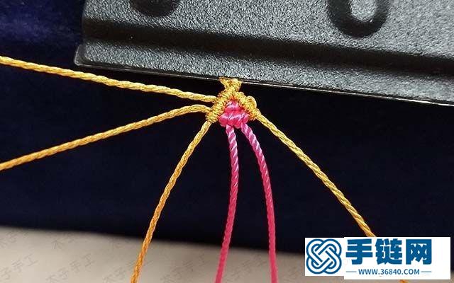 迪士尼在逃公主手繩編法圖解，圣誕風蝴蝶結手鏈做法教程