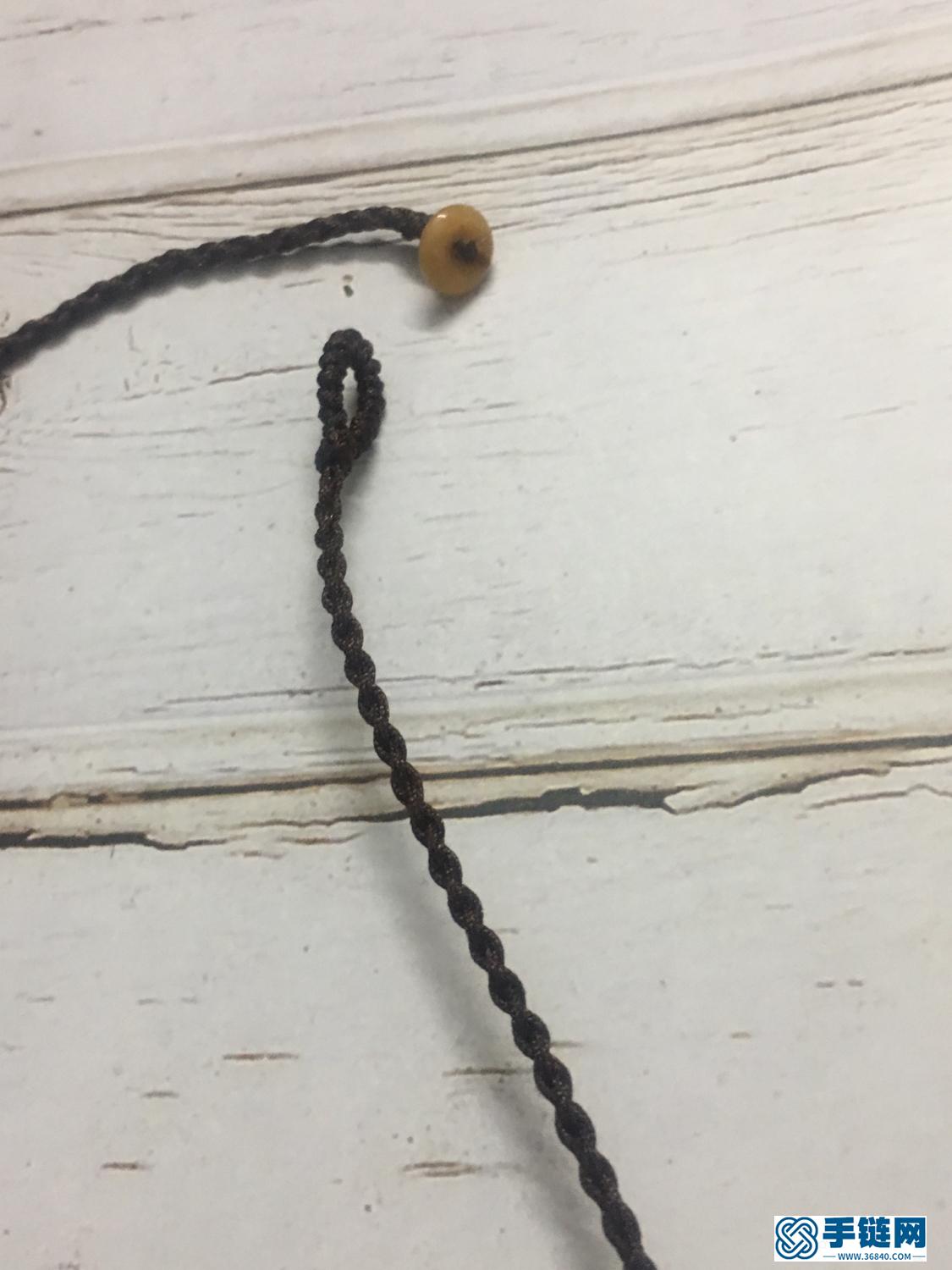 紅翡圓珠項鏈繩編法圖解